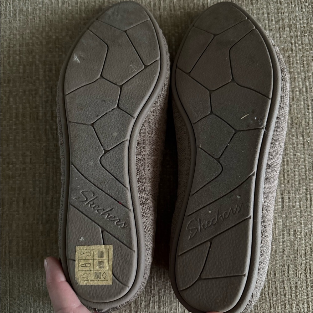 Skechers Women's Cleo 2.0 Slip OnTaupe Ballet Flats. - Picture 4 of 6